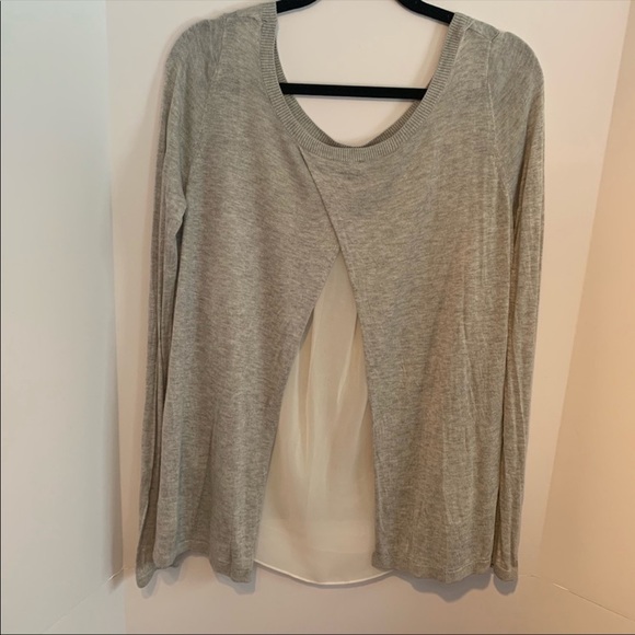 EXPRESS- Light gray  top size large - Picture 3 of 6